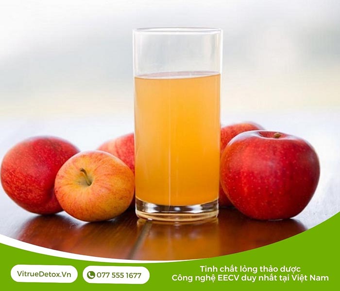 Nước ép táo giúp làm mềm phân, dễ đi tiêu